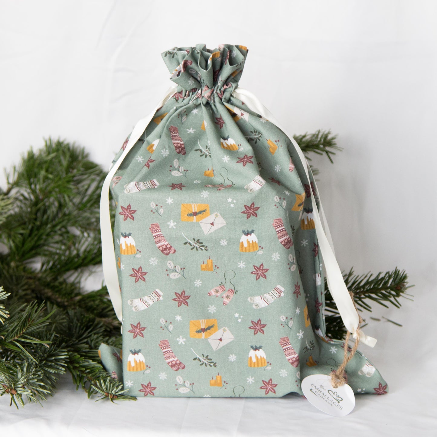 Emballage cadeau en tissu, lavable et réutilisable pour toutes occasions ! Noël, anniversaire, fête, naissance, bouteille... Emballez, offrez et récupérez votre emballage (ou pas !)